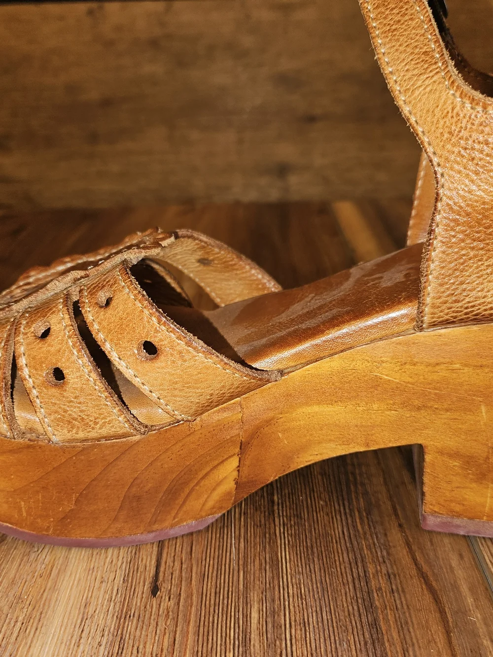 Bed Stu Pecan Leather Platform Sandal with Medallion Detail